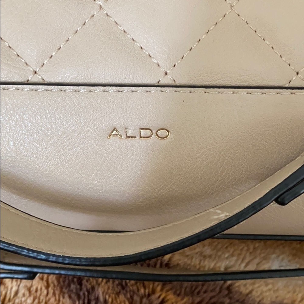 Purse - Picture 2 of 5